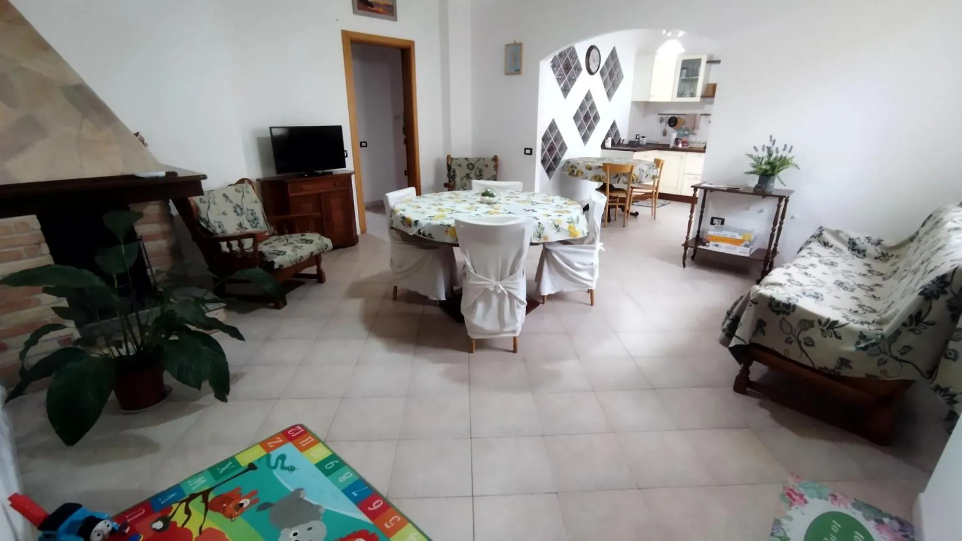 Appartamento Casa Is Calitas Solèminis 0*,  Italia