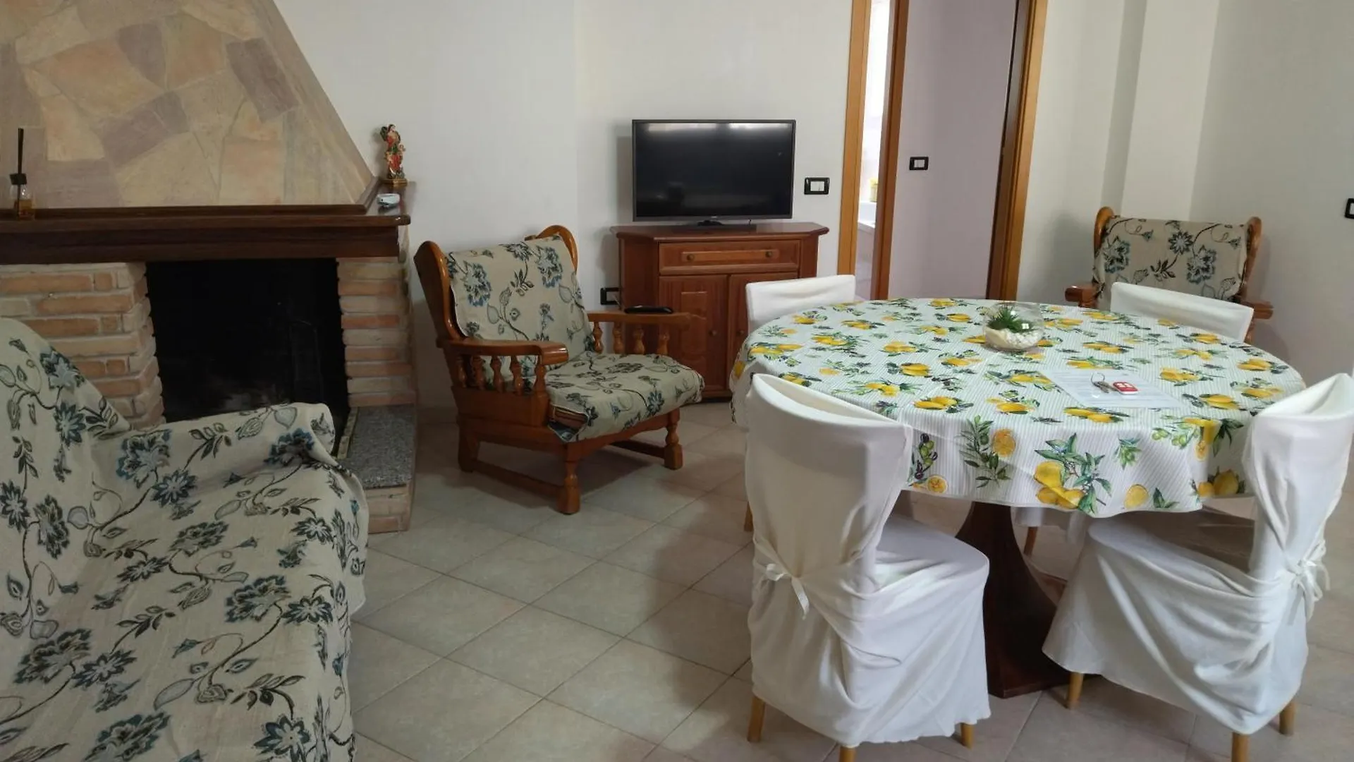 Séjour chez l'habitant Appartement Casa Is Calitas à Solèminis Italie