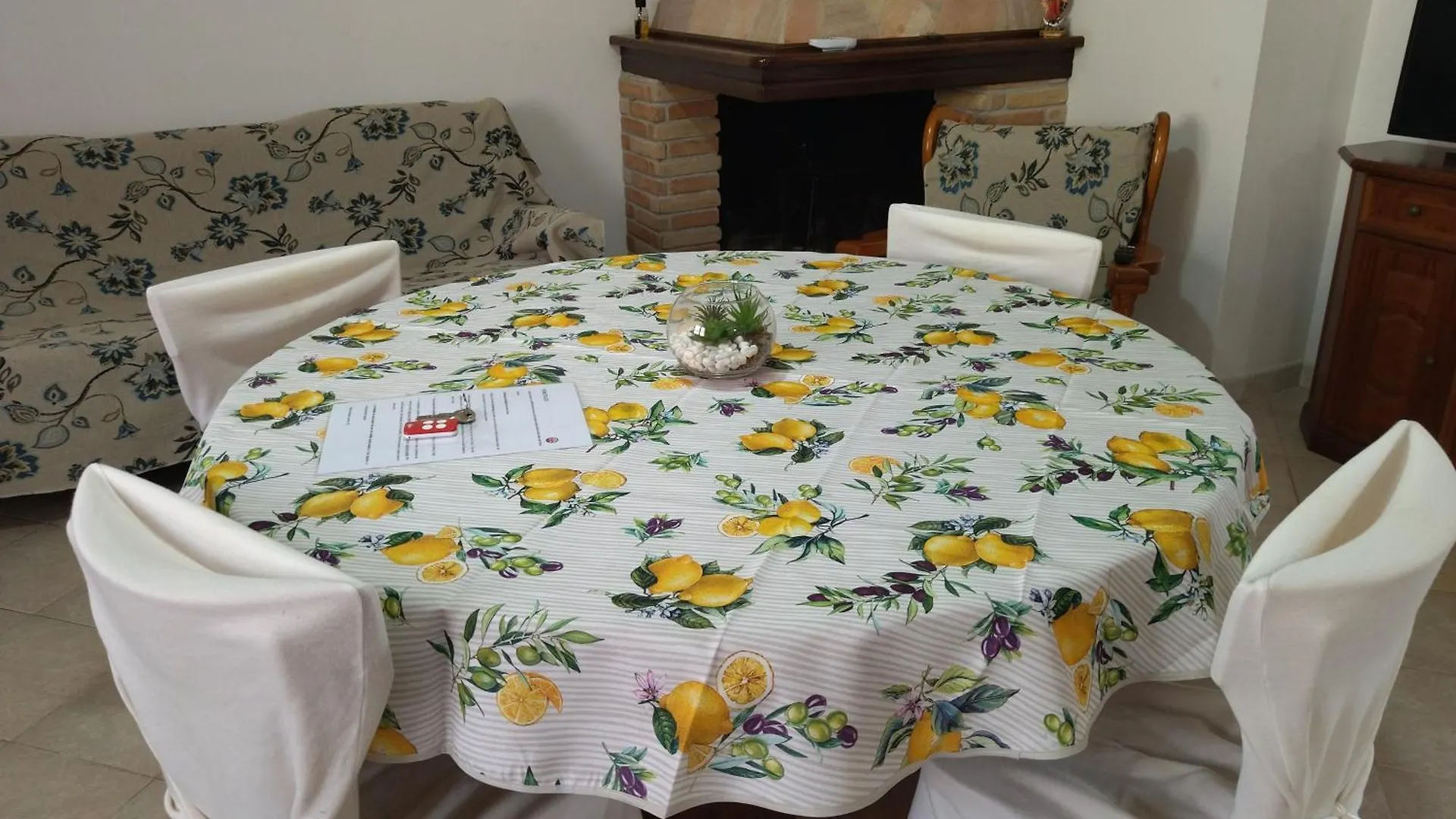 Alloggio in famiglia Appartamento Casa Is Calitas Solèminis